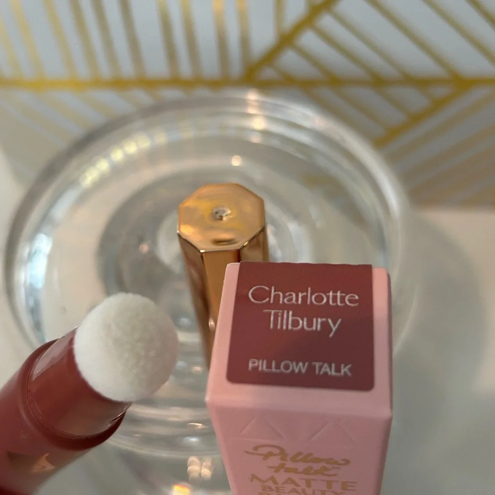 ✨Charlotte Tilbury Matte Beauty Blush Wand | Pillow Talk | New in box✨